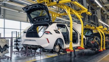 Началось производство хэтчбека Opel Astra шестого поколения, который привезут в Россию