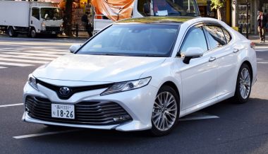 Японцы разлюбили Тойоту Камри — модель покинет родной рынок