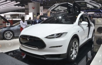 Tesla собирается составить конкуренцию седану BMW третьей серии
