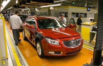 В 2013 году продажи автомобилей Opel превысили миллион единиц