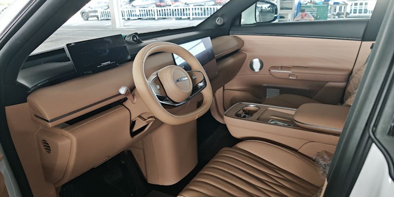 ��������� ��������� EXLANTIX E� � ����� ���������� � ������� ����������� ���������