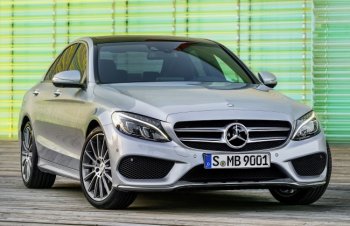 Mercedes-Benz начал продажи новых версий седана C-класса