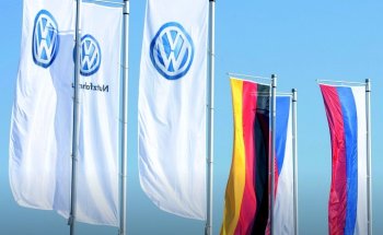 Завод Volkswagen в Калуге остановил выпуск машин