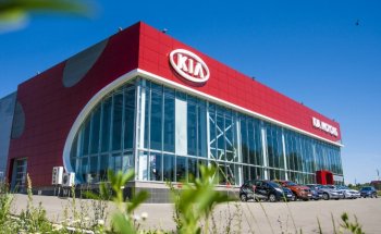 Дилеры марки Kia прекратили прием заказов на новые автомобили