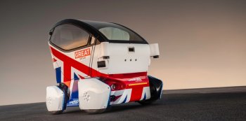 Британцы создали двухместное такси без водителя
