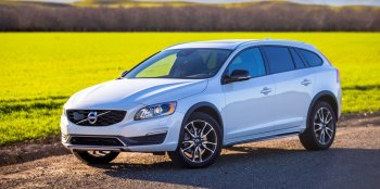 Открылся прием заказов на две «внедорожные» модели Volvo