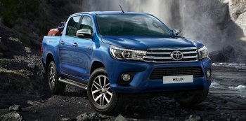 Объявлены цены на новый пикап Toyota Hilux