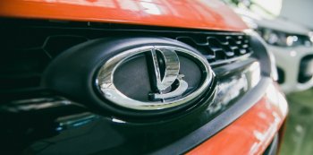Автомобили марки Lada стали дороже на 16-18 тысяч рублей