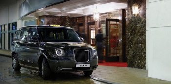Китайцы представили новое «лондонское такси»