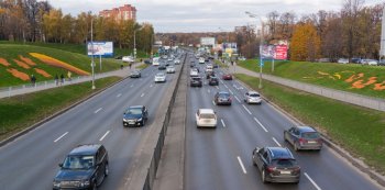 Половина российских автовладельцев ездит на машинах старше 10 лет