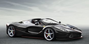 Компания Ferrari представила открытую версию модели LaFerrari
