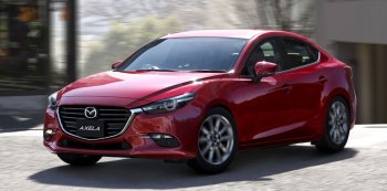 Японцы представили обновленную модель Mazda Axela
