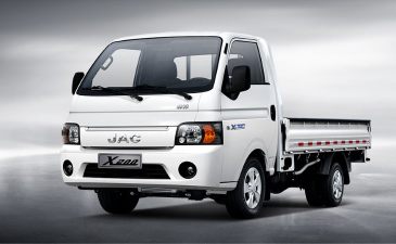Новый JAC X200: однотонный грузовик для российского рынка