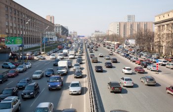 На нескольких московских улицах допустимая скорость вырастет до 80 км/ч
