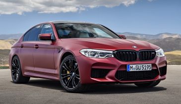 Объявлена стоимость нового седана BMW M5 в России