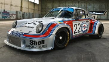Гоночный Porsche 911 RSR 2.1 Turbo продадут с аукциона за полмиллиарда рублей