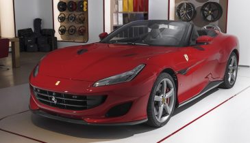 Новую модель марки Ferrari начали продавать в России