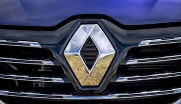 � ������ ����� �������� ����� ��������� Renault