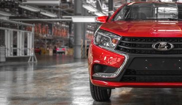 АвтоВАЗ вышел из отпуска и возобновил выпуск машин