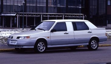 «Амадео 500» — как ВАЗ-21099 превращали в лимузин