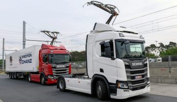 В Германии появилось шоссе для грузовиков-троллейбусов
