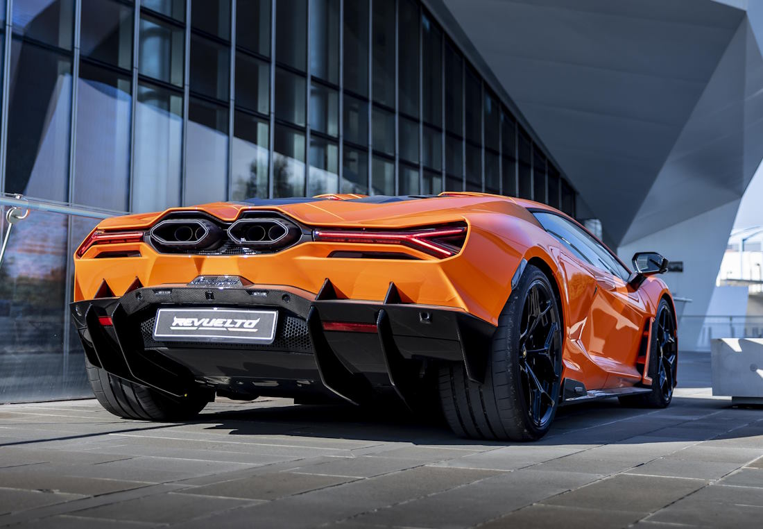 Lamborghini Revuelto Lamborghini Revuelto