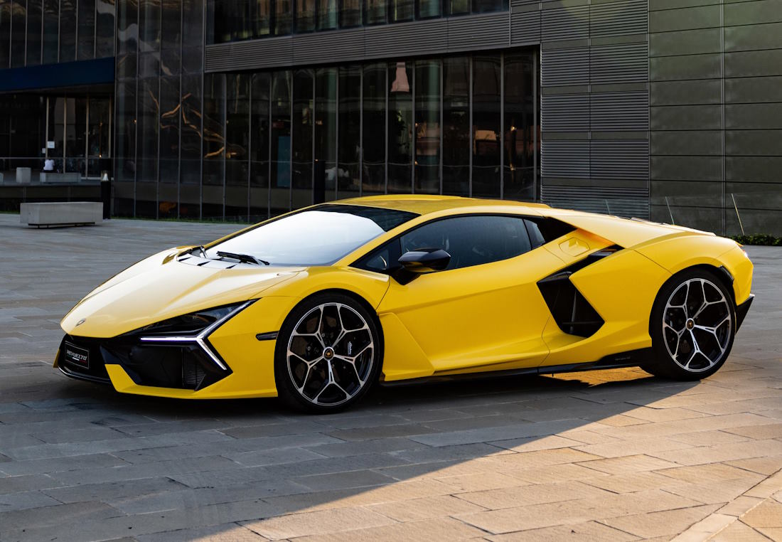 Lamborghini Revuelto Lamborghini Revuelto